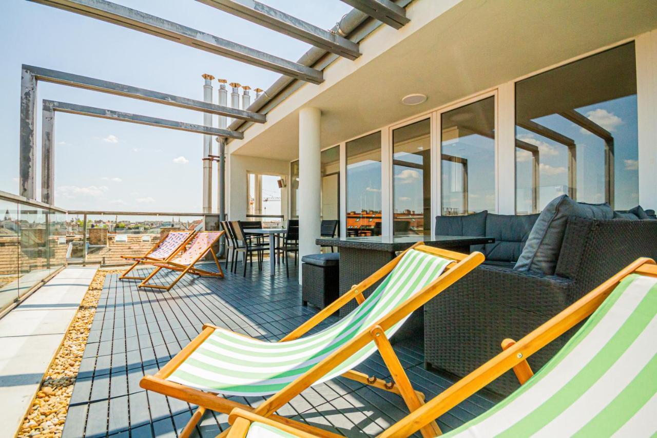Luxury Apartment With Balcony In Downtown Budapest Exterior photo