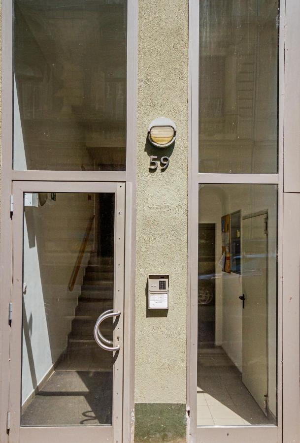 Luxury Apartment With Balcony In Downtown Budapest Exterior photo